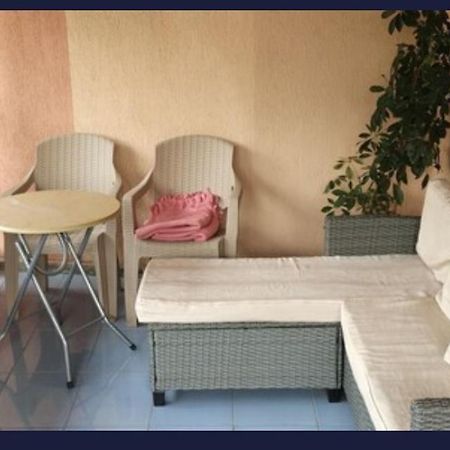 Central City House Tulcea Bagian luar foto