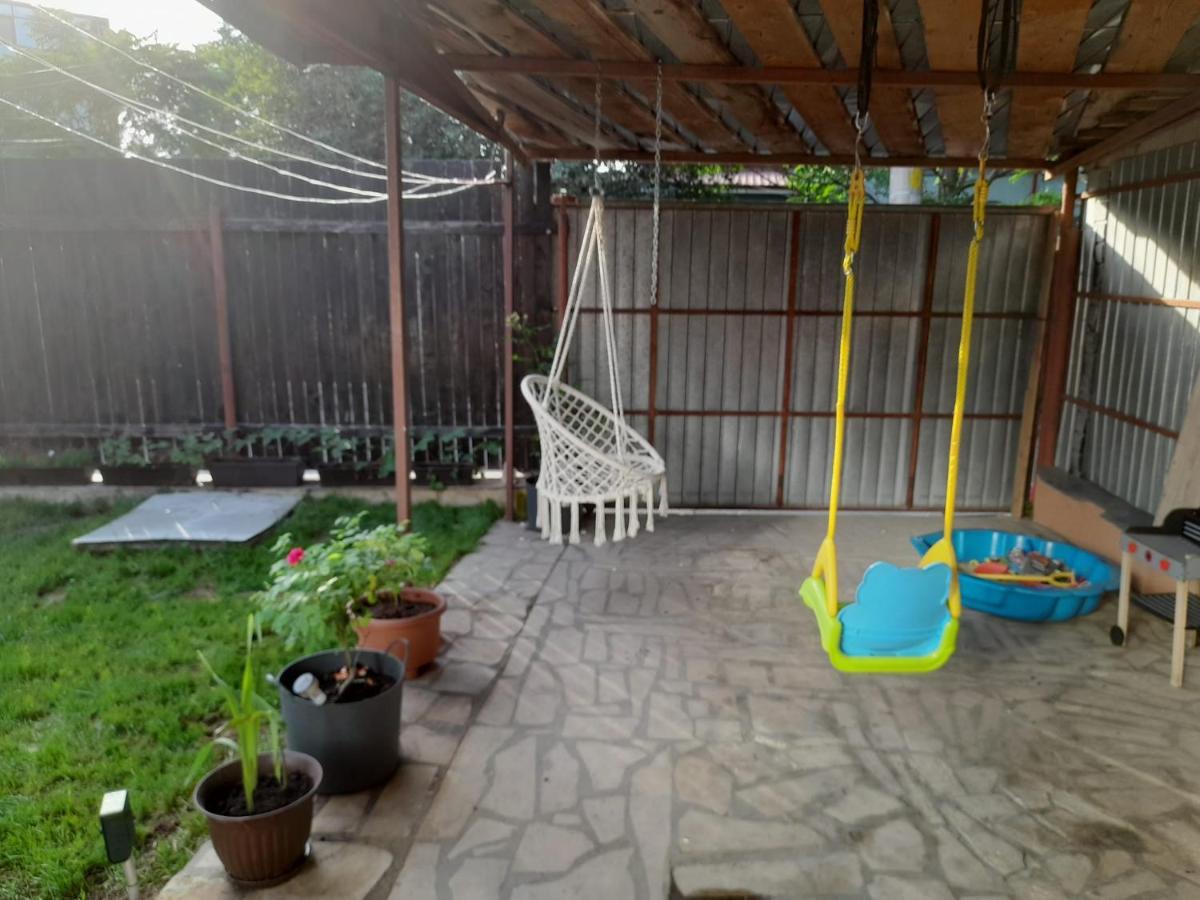 Central City House Tulcea Bagian luar foto
